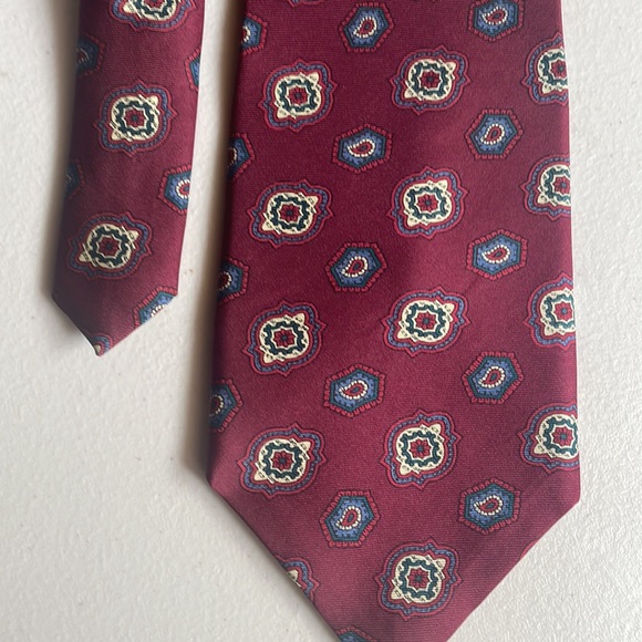 Eaton's Department Store Silk tie Foulard pattern - Picture 2 of 9